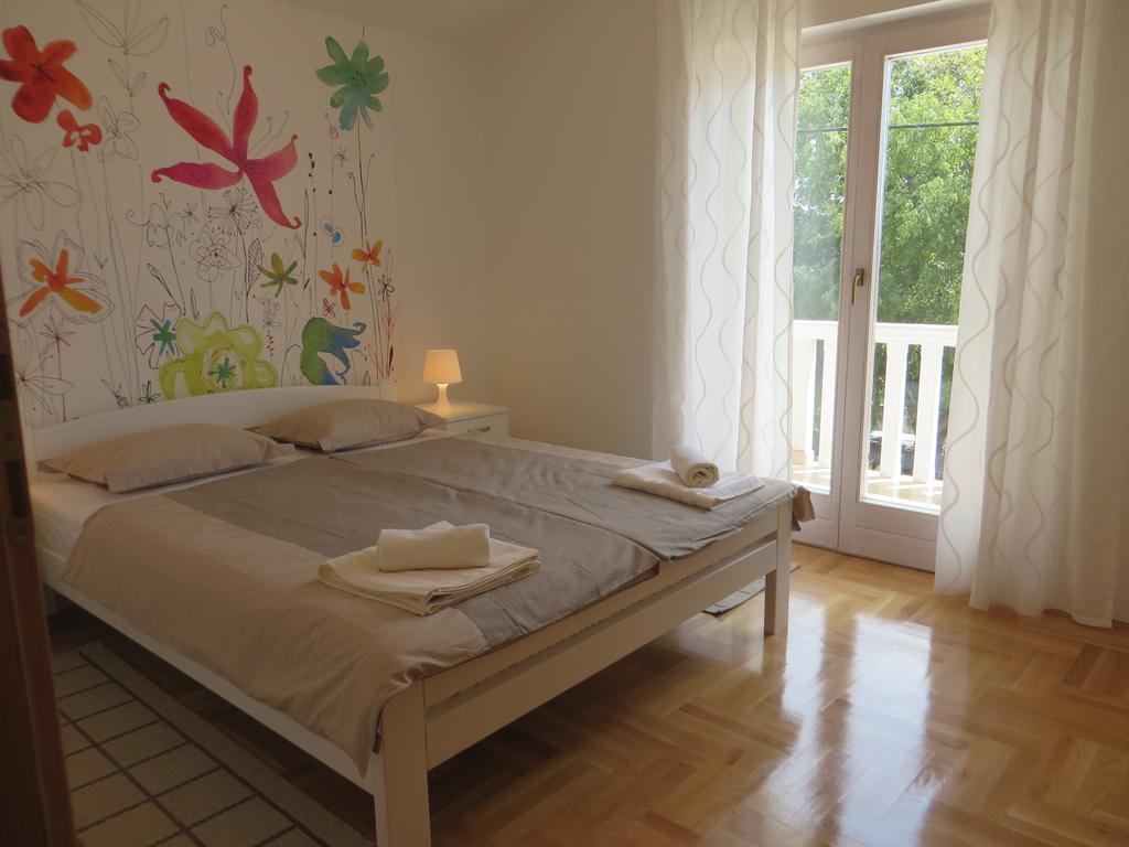 Filipovic Apartments With Pool Weißenburg Exterior foto