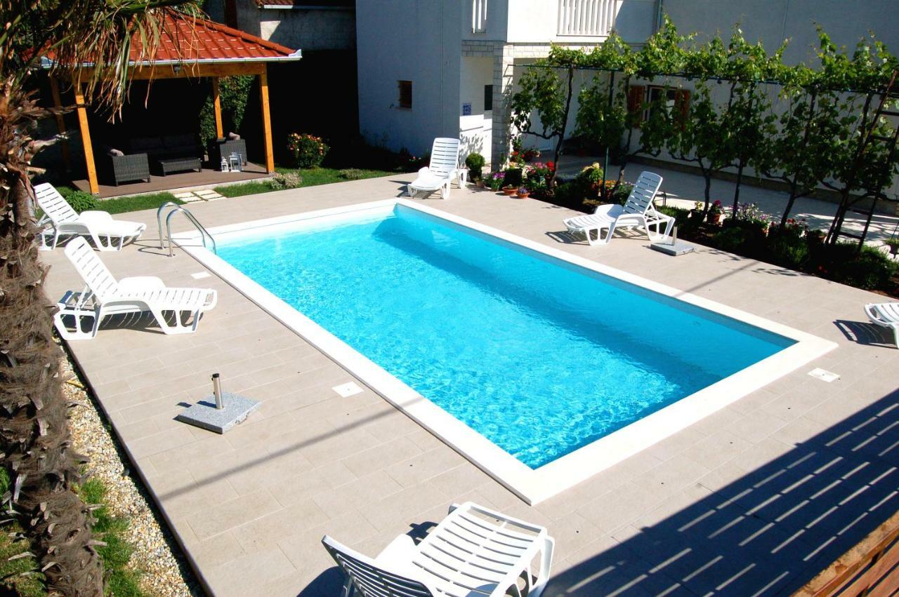 Filipovic Apartments With Pool Weißenburg Exterior foto